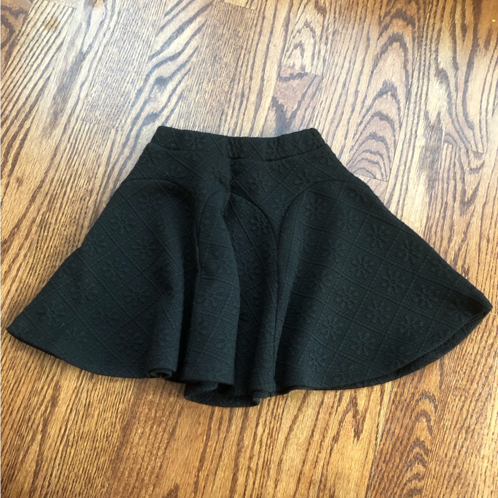 NEW Black Textured Circle Skirt 3T